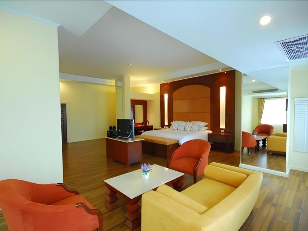 Hip Hotel Bangkok Banguecoque Exterior foto