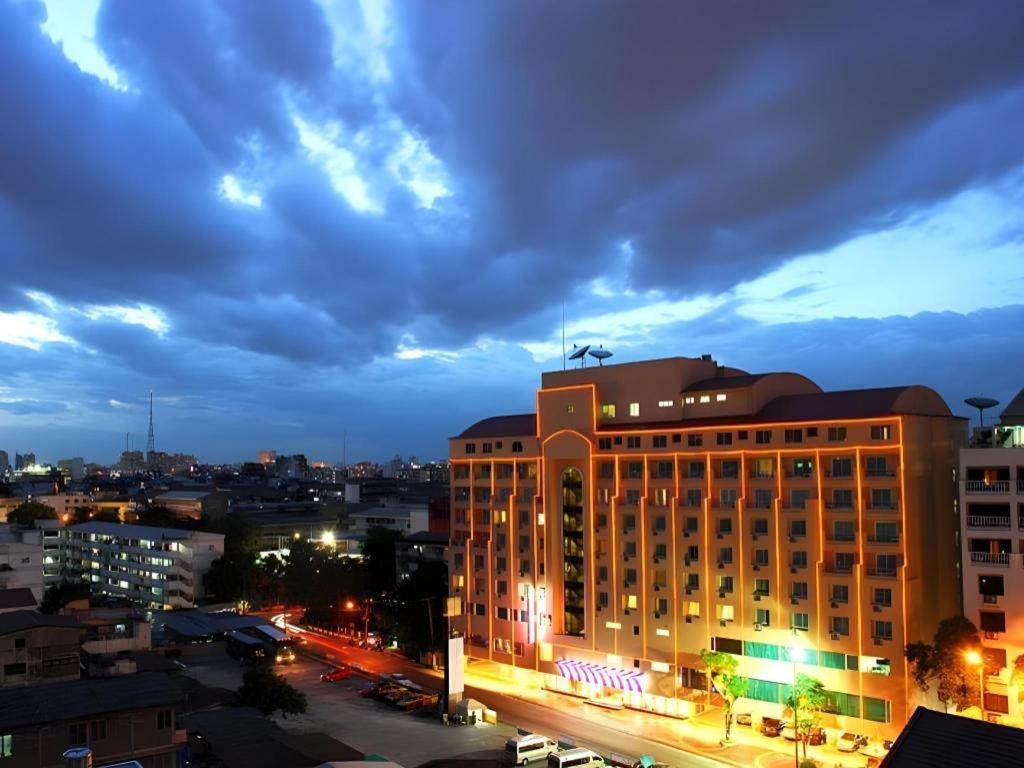 Hip Hotel Bangkok Banguecoque Exterior foto