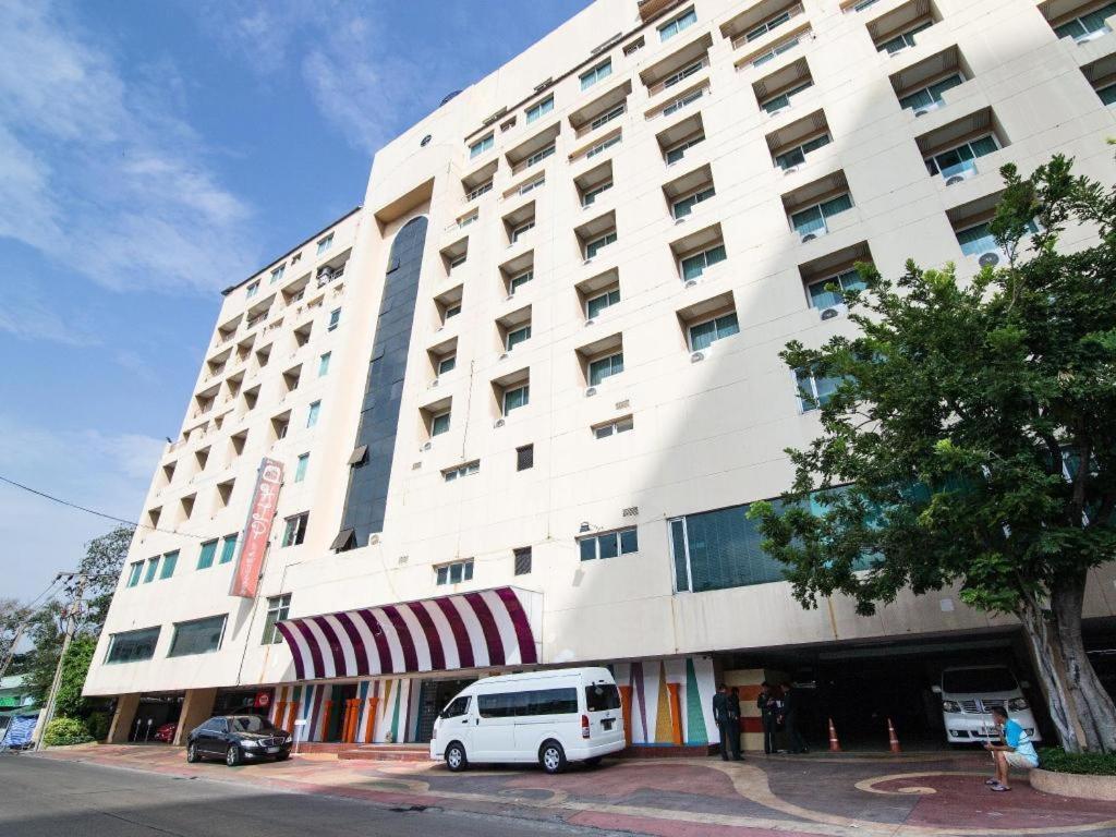 Hip Hotel Bangkok Banguecoque Exterior foto